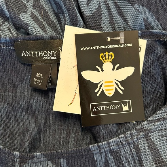 NWT Anthony Originals Poncho Knit Sweater Top Women’s SZ M/L in Blue Tonal Print - Picture 7 of 9